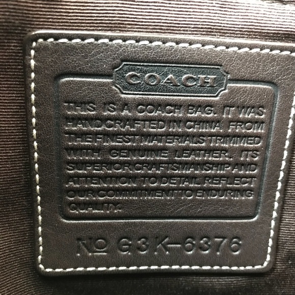 💯 Coach shoulder handbag w/adjustable strap - Picture 4 of 8